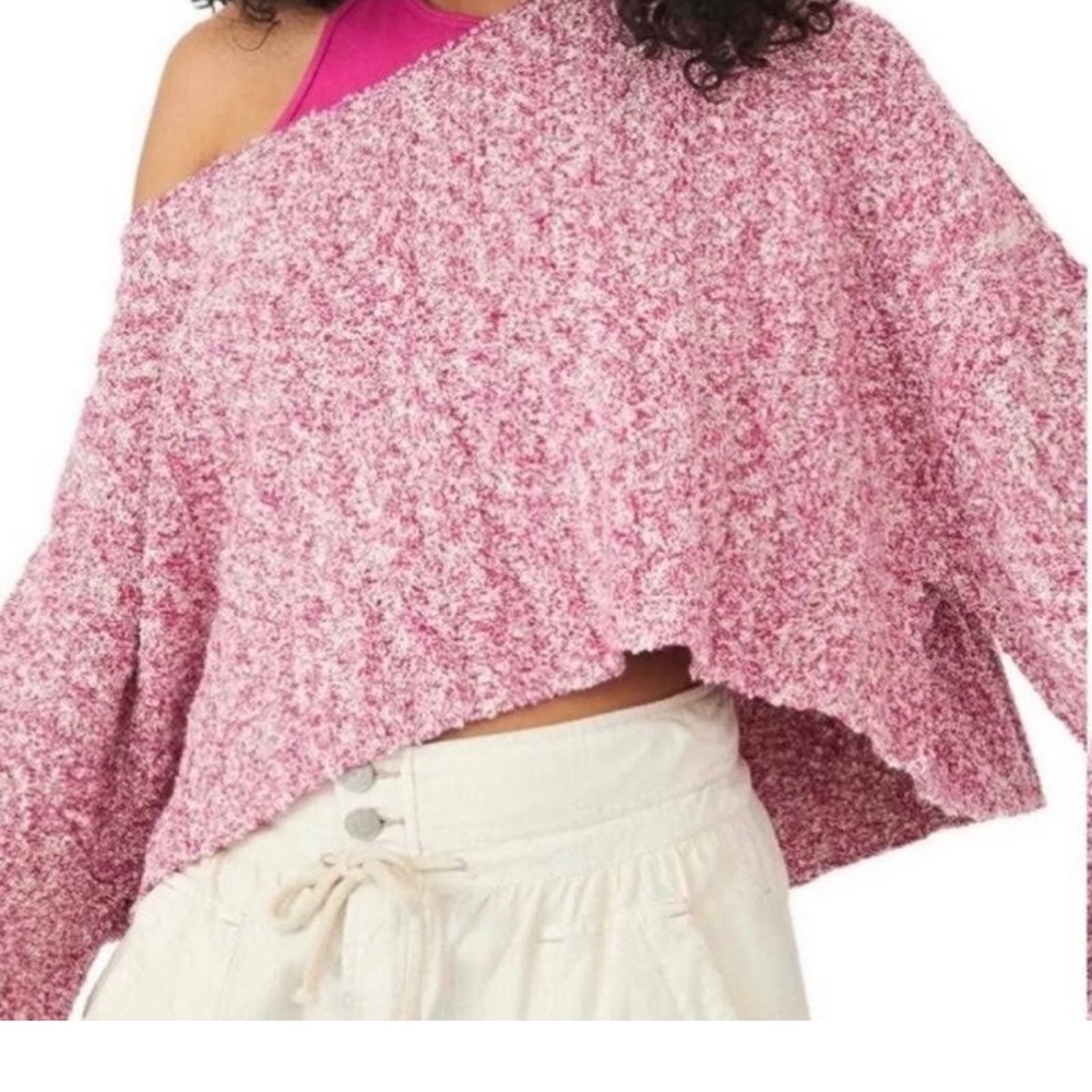 Free people good day pull over. Pink rose